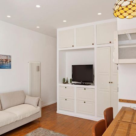 Madonella Apartment Con Terrazzo Bari Eksteriør bilde