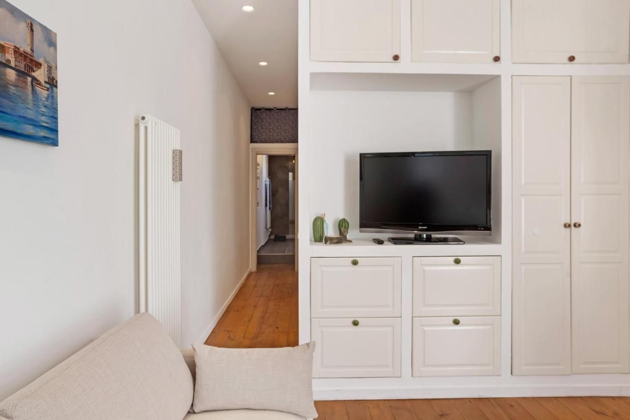 Madonella Apartment Con Terrazzo Bari Eksteriør bilde