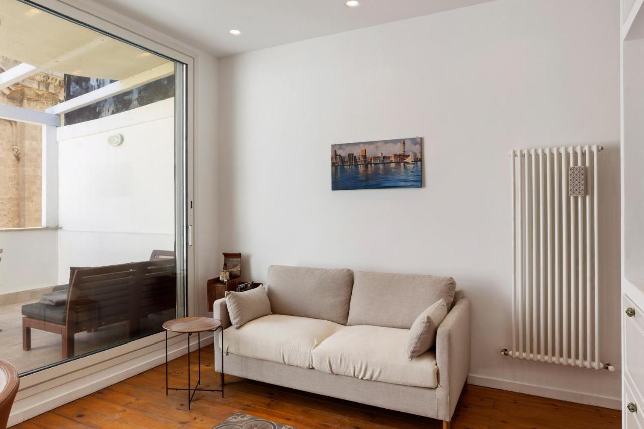 Madonella Apartment Con Terrazzo Bari Eksteriør bilde
