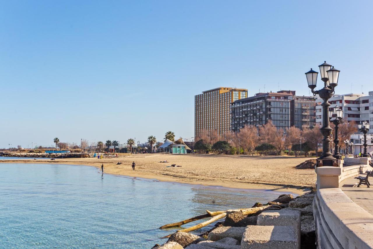 Madonella Apartment Con Terrazzo Bari Eksteriør bilde