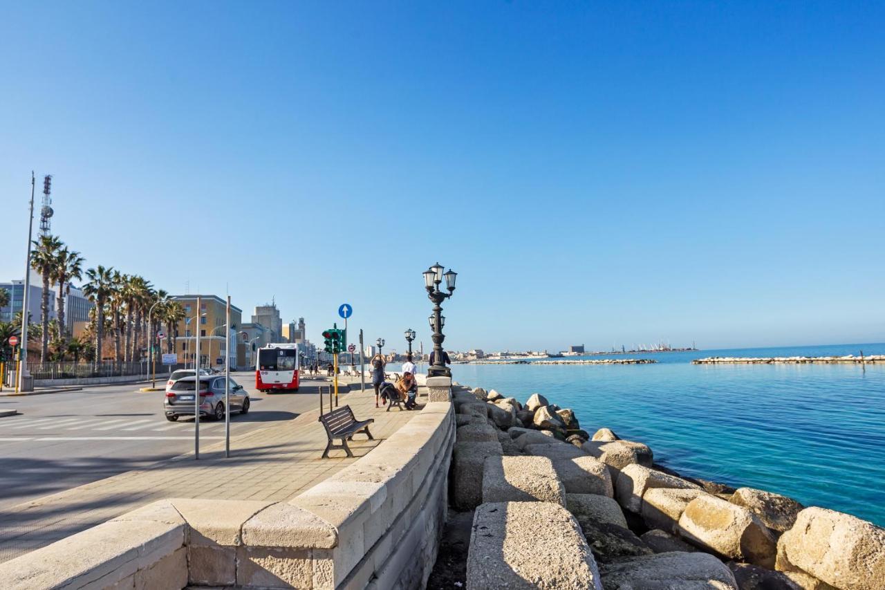 Madonella Apartment Con Terrazzo Bari Eksteriør bilde